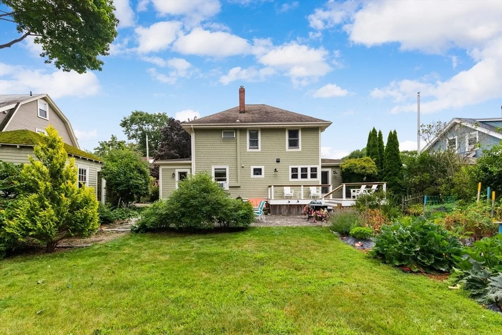 Photo of 115 Aspen Rd