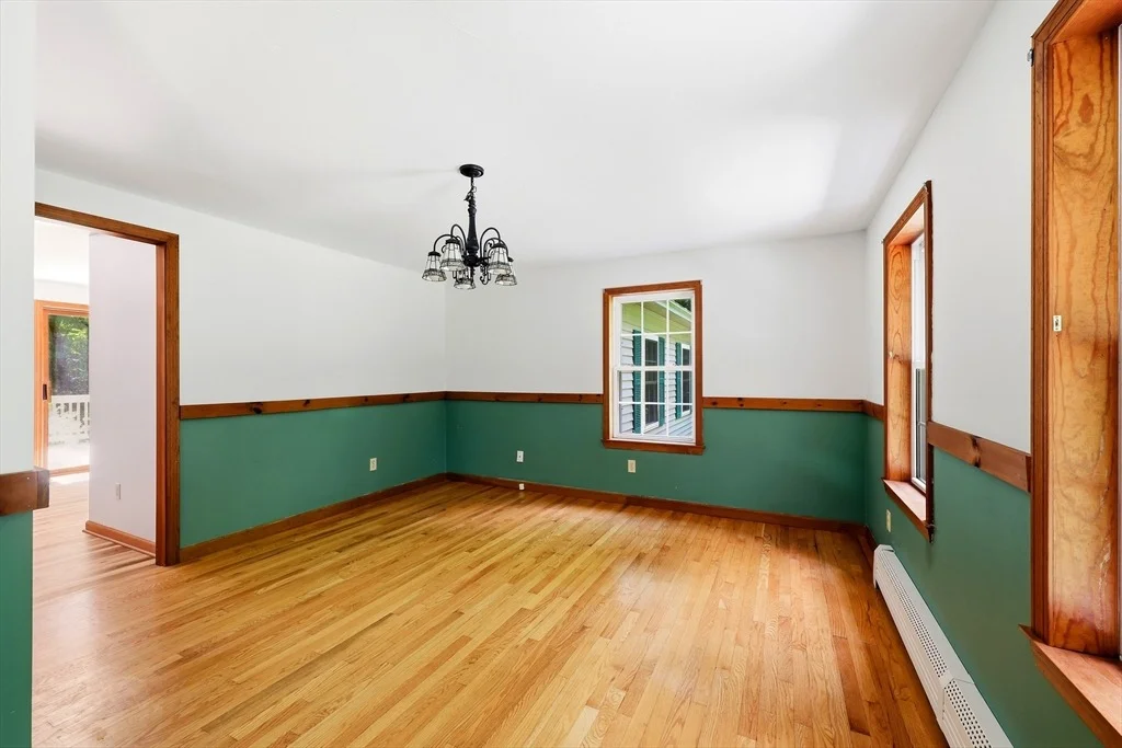 Photo of 60 Bartlett Lane