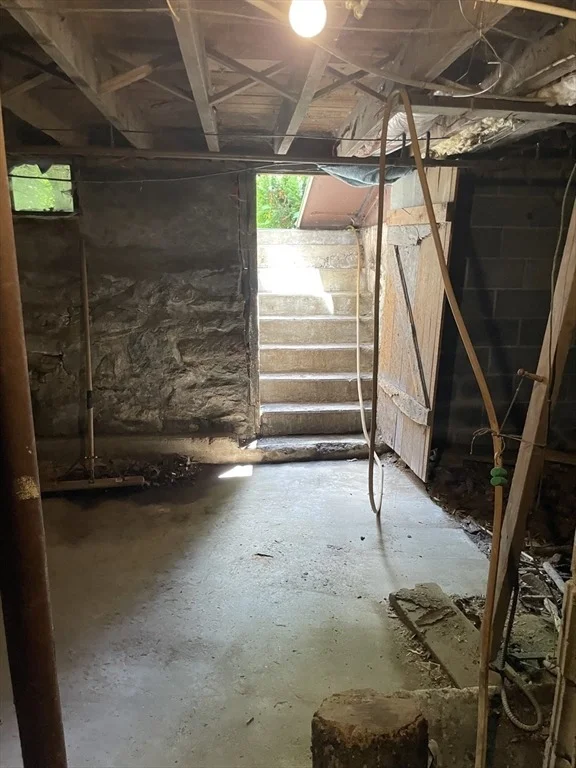 Photo of 239 River Road