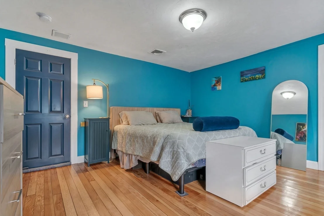 Photo of 25 Fuller Pl