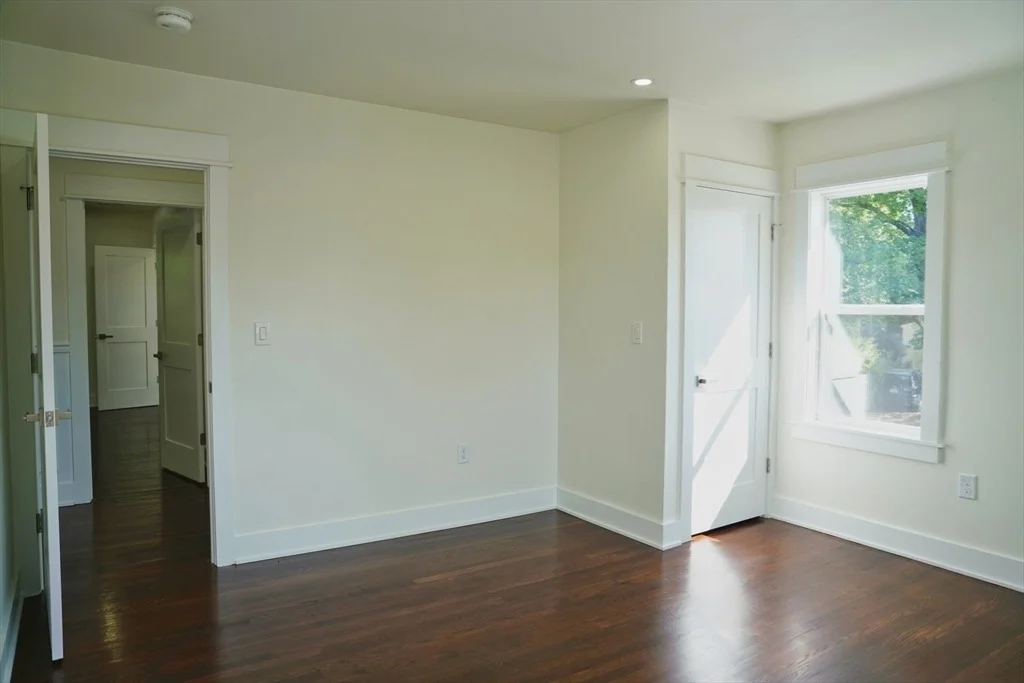 Photo of 281 Forest St