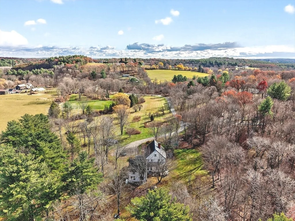 Photo of 320 Old Ayer Rd