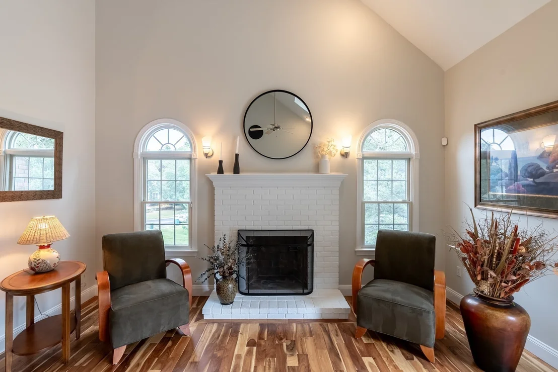 Photo of 16 Ridgeview Lane
