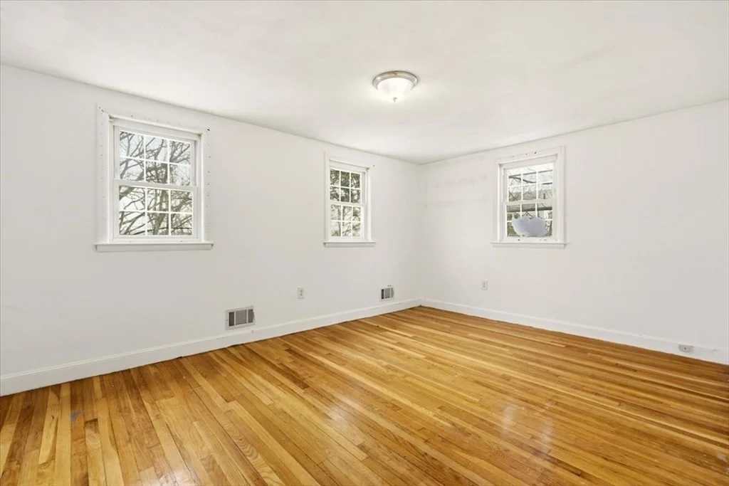 Photo of 1 Beechmont Ter