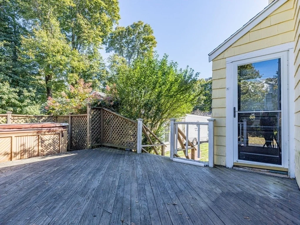 Photo of 14 Cottage St