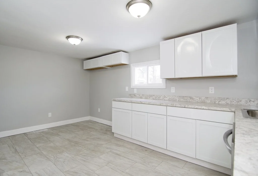 Photo of 63 Bay St