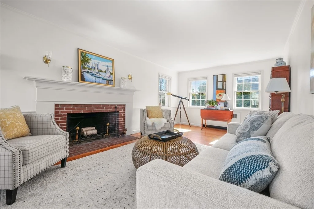 Photo of 329 Central Ave
