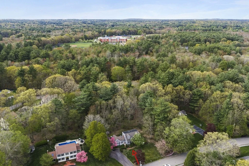 Photo of 40 Longwater Dr