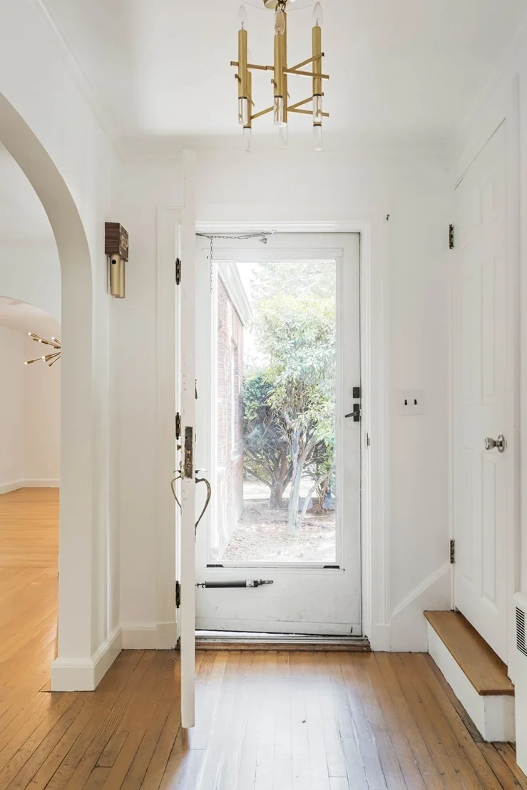 Photo of 77 Jordan Rd