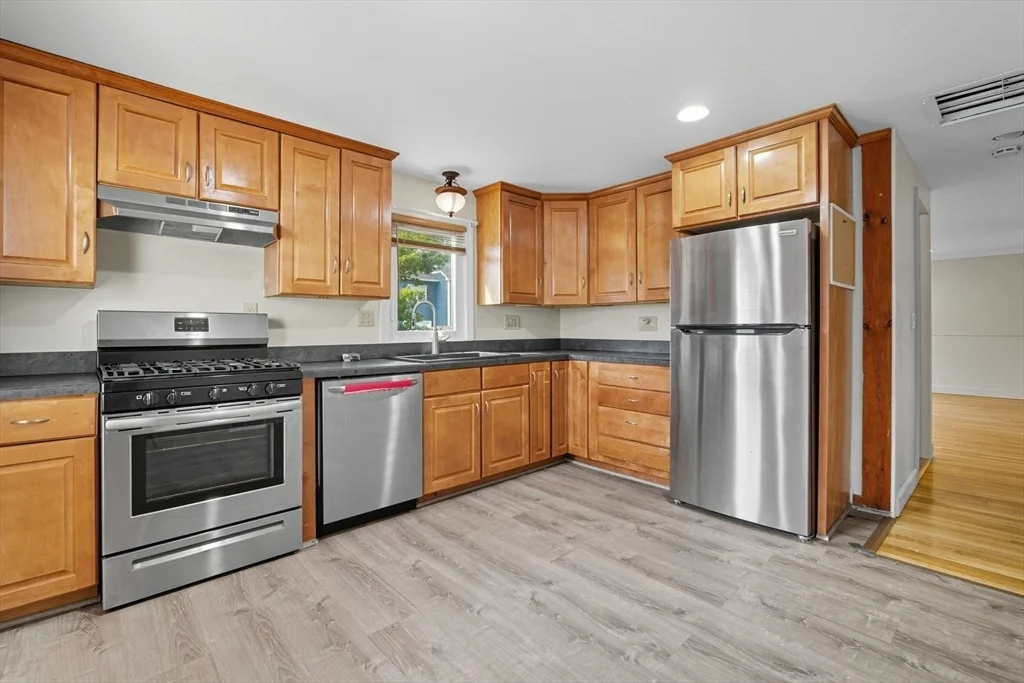 Photo of 35 Juniper Dr