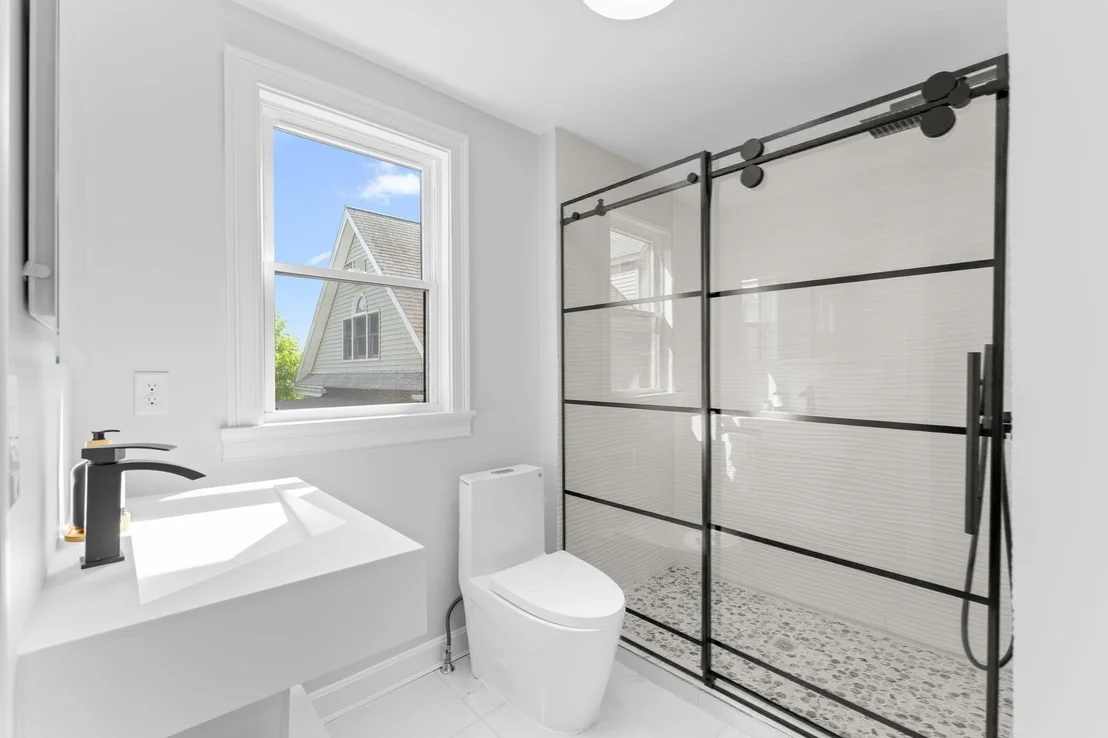 Photo of Unit 2 at 446 Broadway