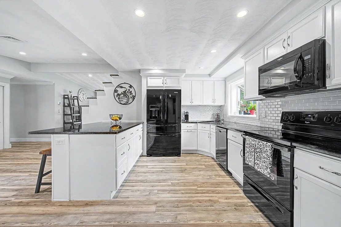 Photo of 9 Joseph Rd