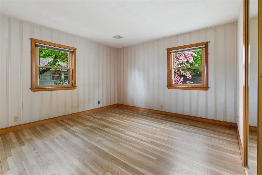 Photo of 303 Forest St