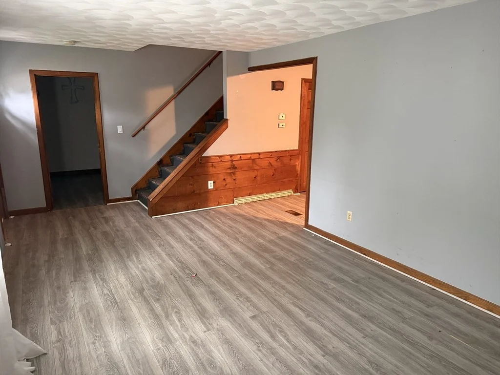Photo of 16 Assonet Blvd