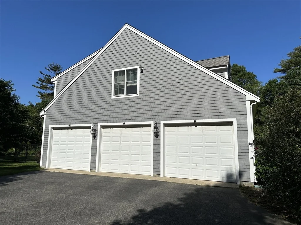 Photo of 4 Main Sail Dr