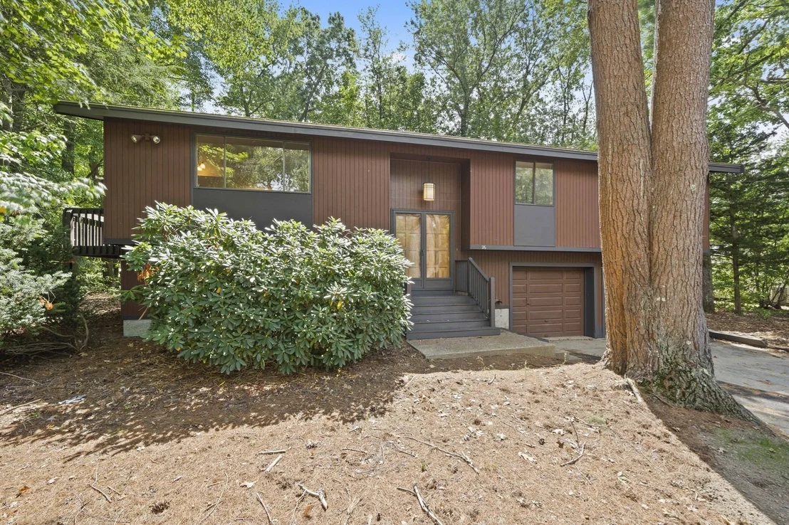 Photo of 26 Cedarcrest Rd