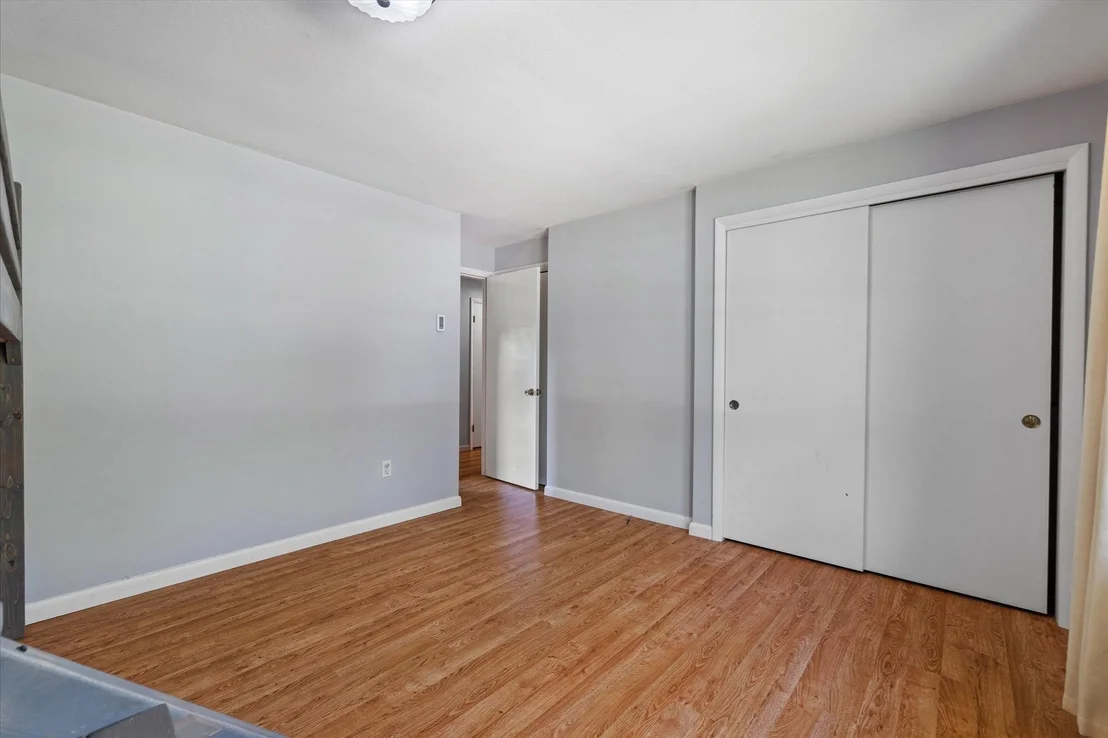Photo of 36 Barry Rd