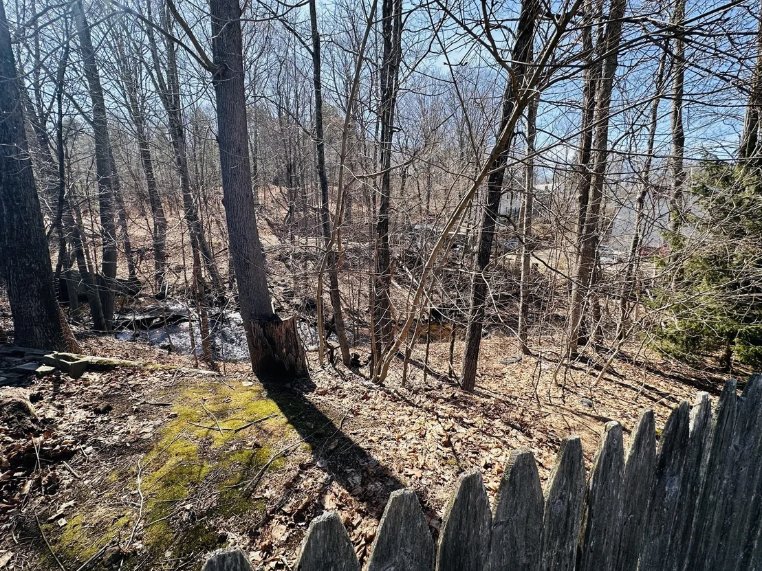 Photo of 44 Comins Pond Rd