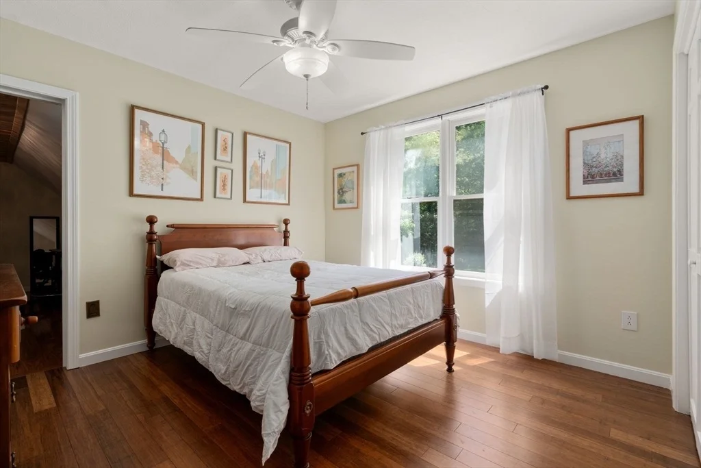 Photo of 180 Loomis Ridge