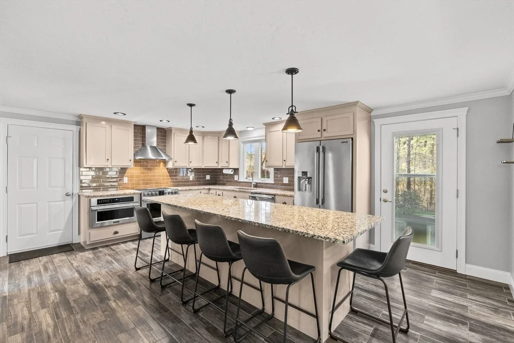 Photo of 16 Forest Park Dr
