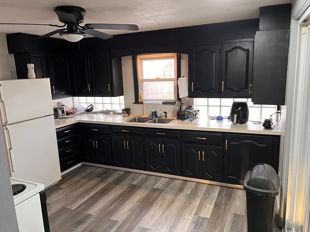 Photo of 281 Roosevelt Ave