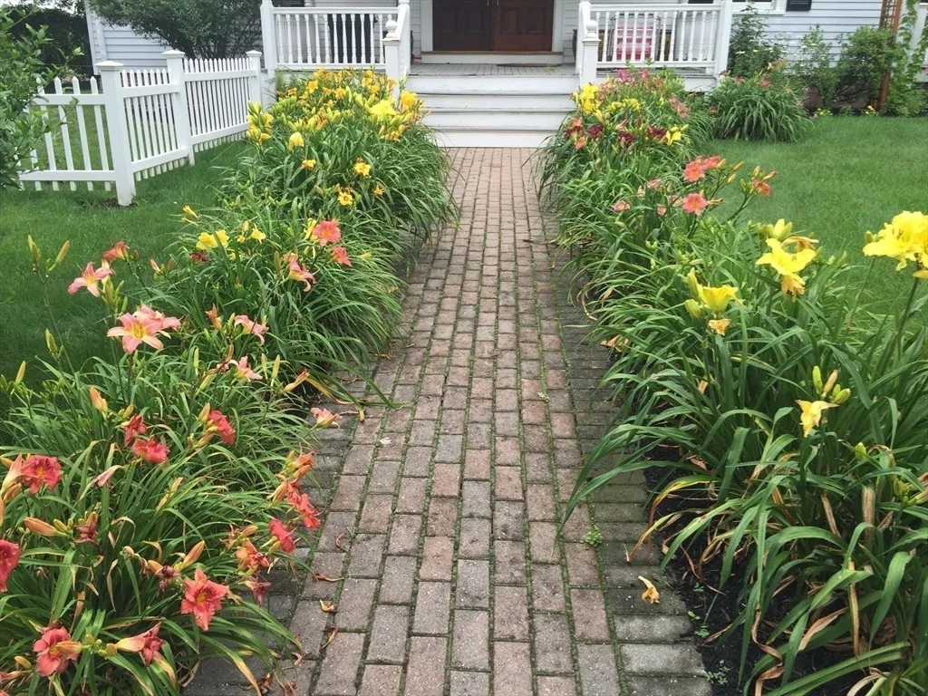 Photo of 25 Fairhaven Rd