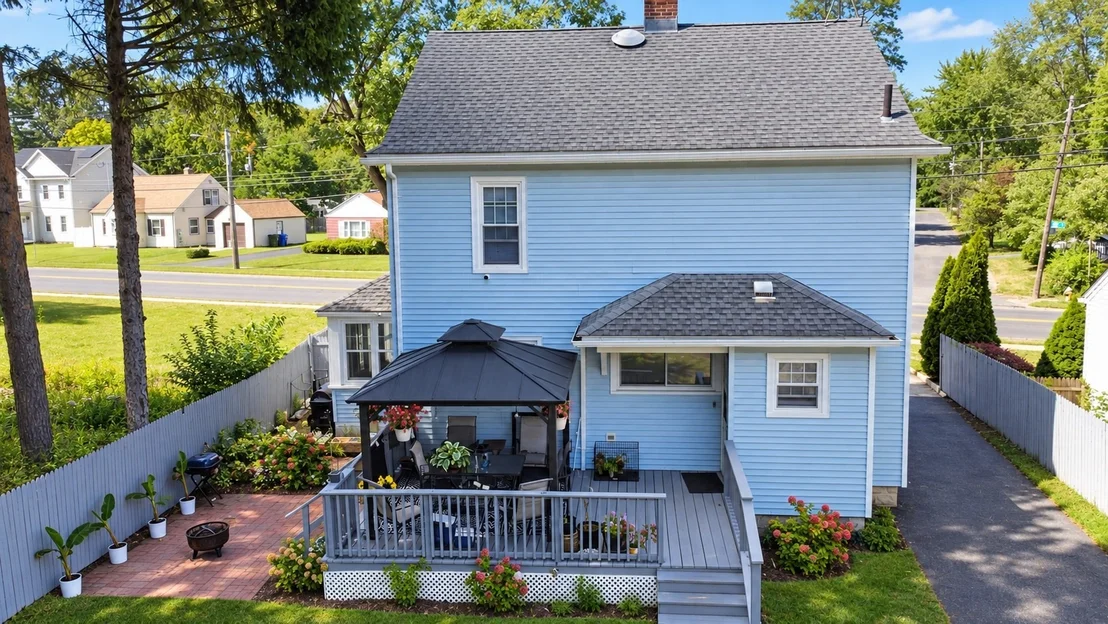 Photo of 1245 Bay St