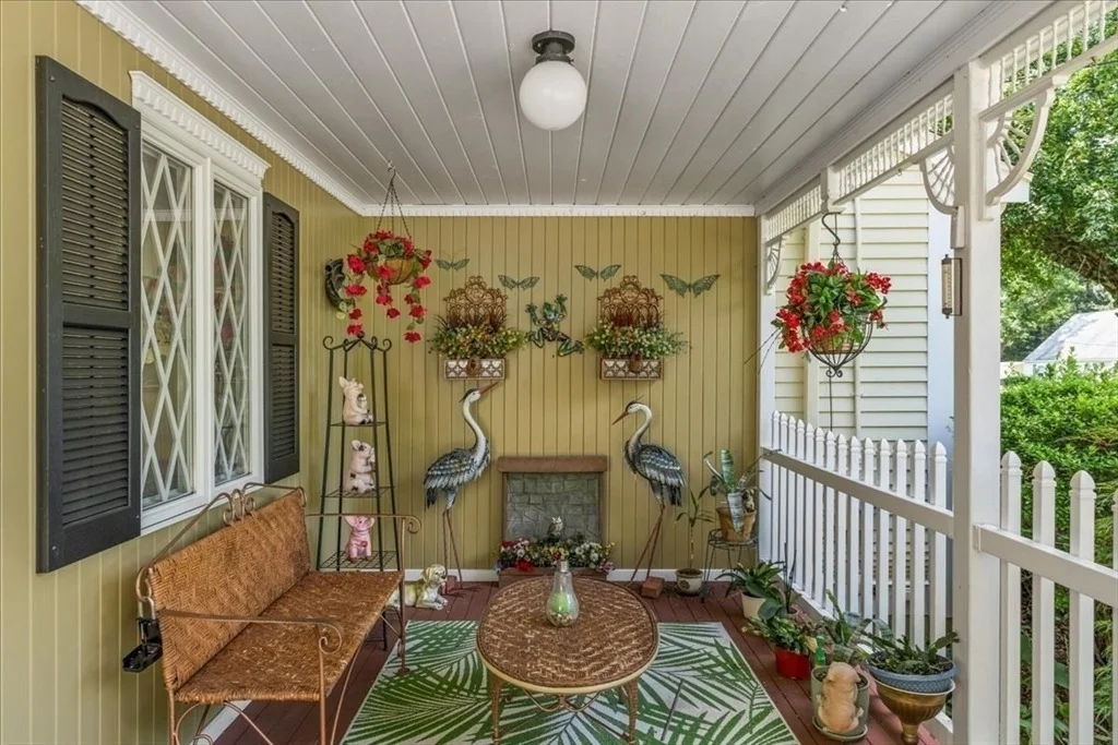 Photo of 28 Lawrence Rd