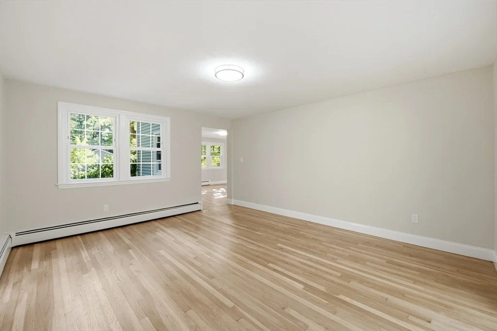 Photo of 3 Jonathan Ln