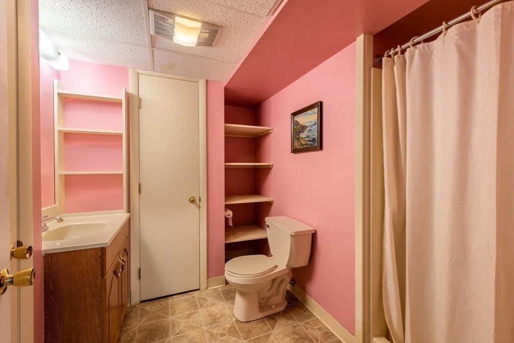 Photo of 54 Deepwoods Dr