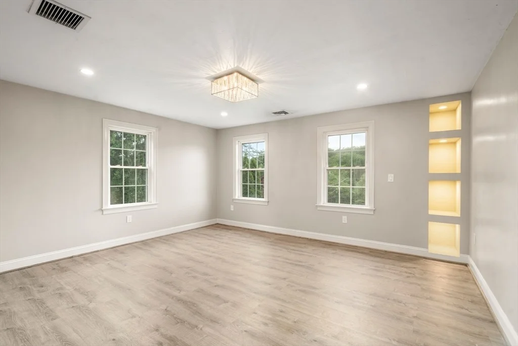 Photo of 60 Morse Ave