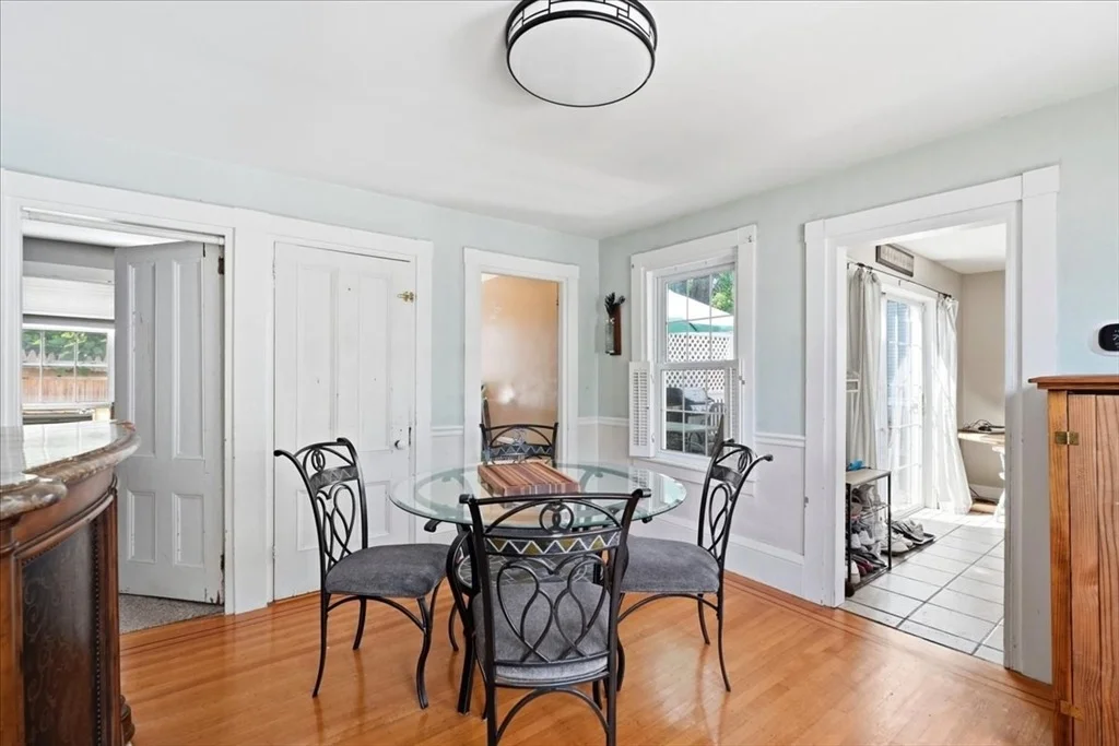 Photo of 113 Temple St