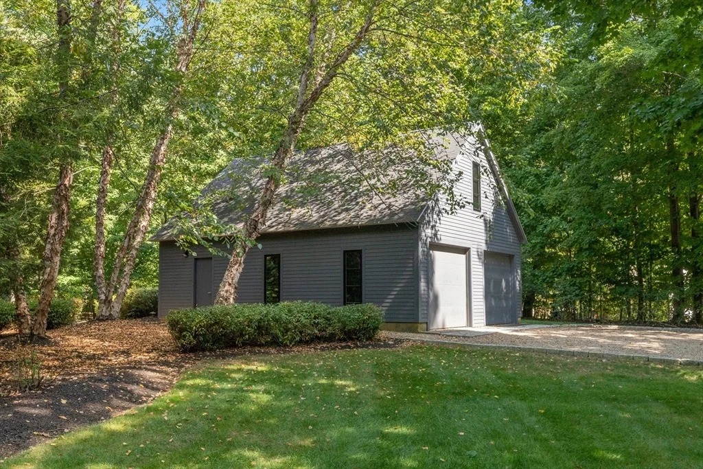 Photo of 130 Meyer Rd