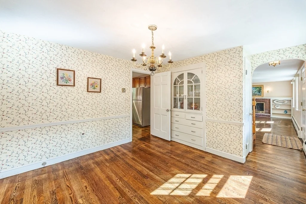 Photo of 21 Pine Ridge Circle
