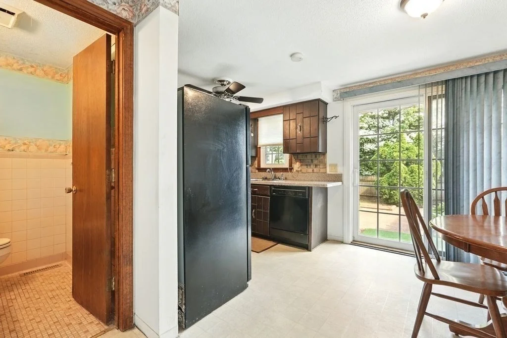 Photo of Unit 116 at 116 Corey Colonial