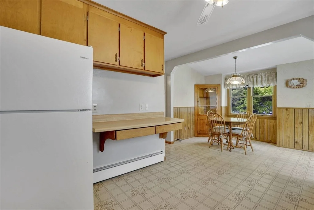 Photo of 300 Circle Dr