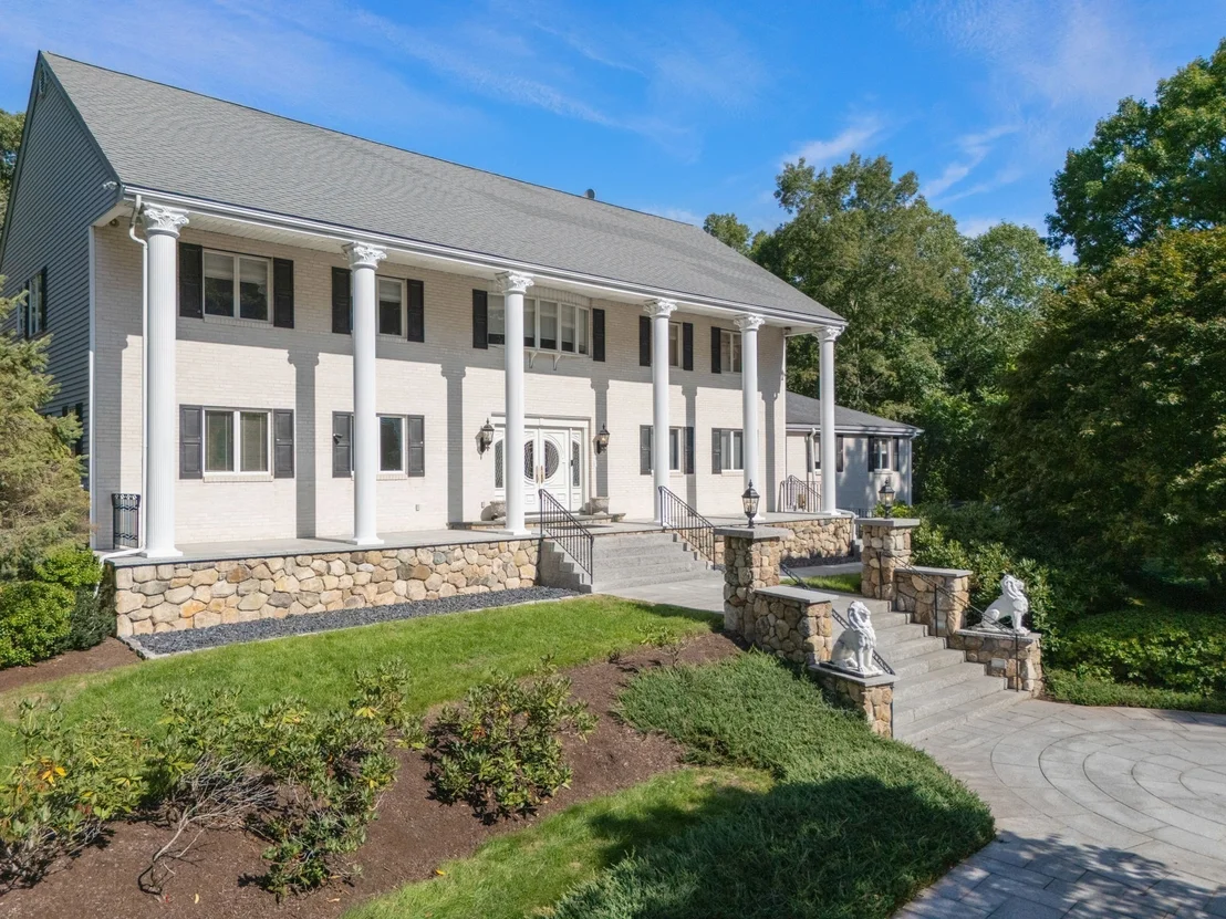 Photo of 14 Grand Hill Dr