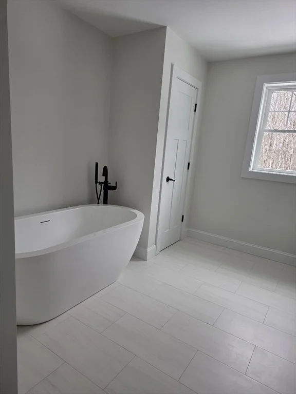 Photo of 91 Chicopee Row