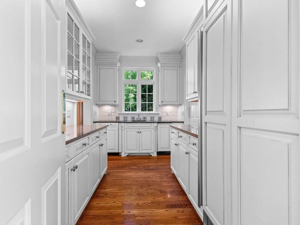 Photo of 20 Longmeadow Drive
