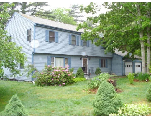 Photo of 2 Fairway Dr.