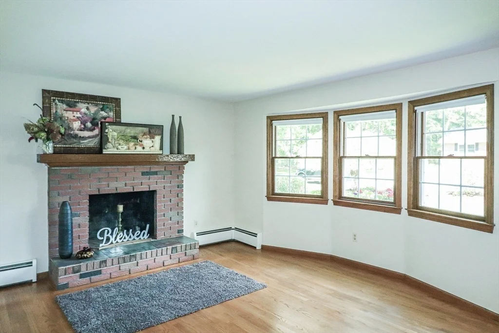 Photo of 14 Raymond Drive