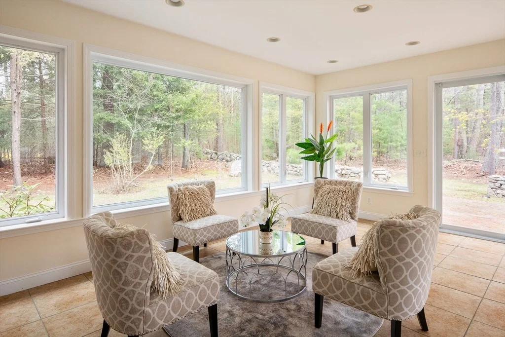 Photo of 18 Saddle Ridge Rd
