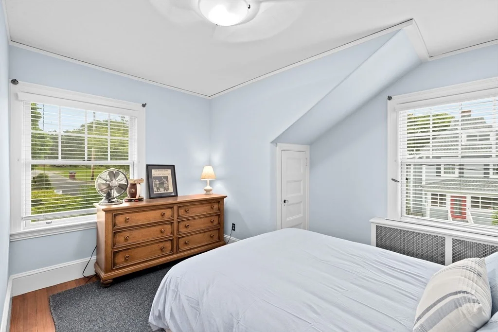 Photo of 4 Glover Ave