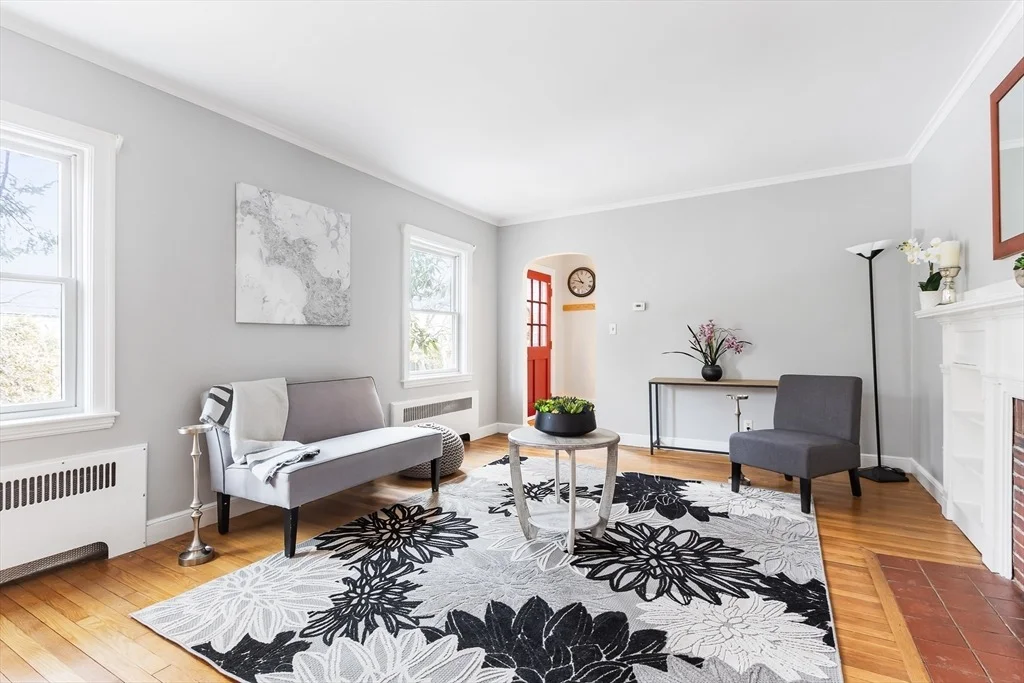 Photo of 663 Greendale Ave