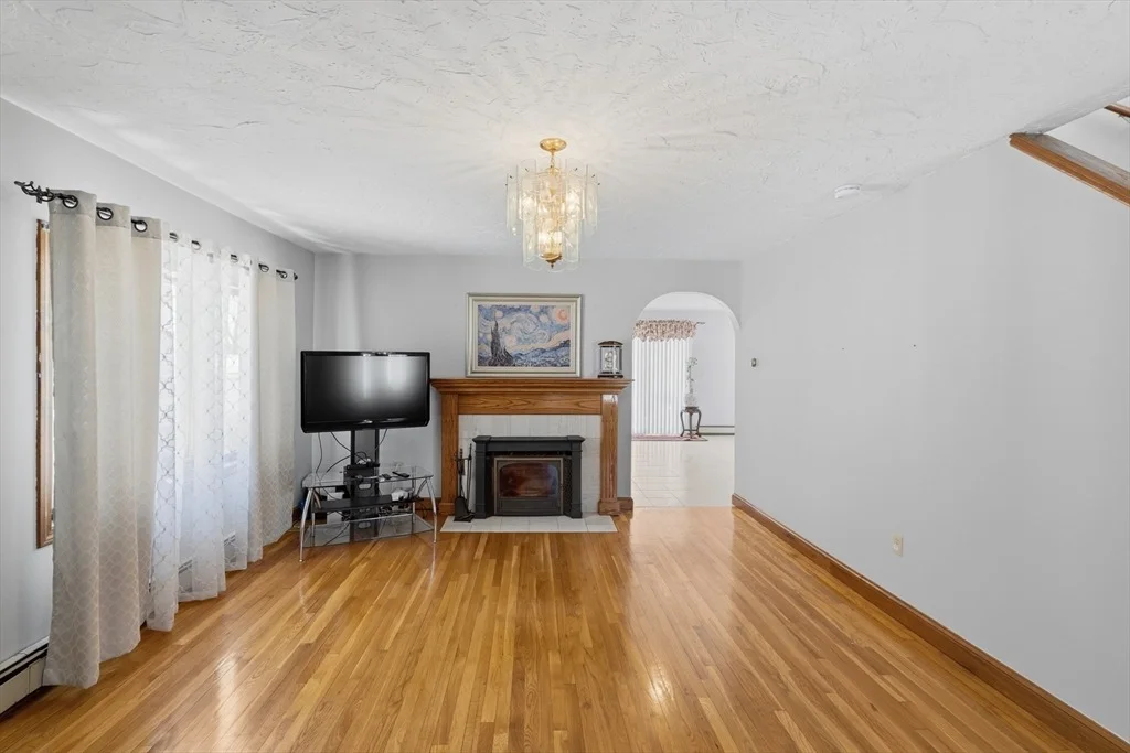 Photo of 54 Edgemont Rd