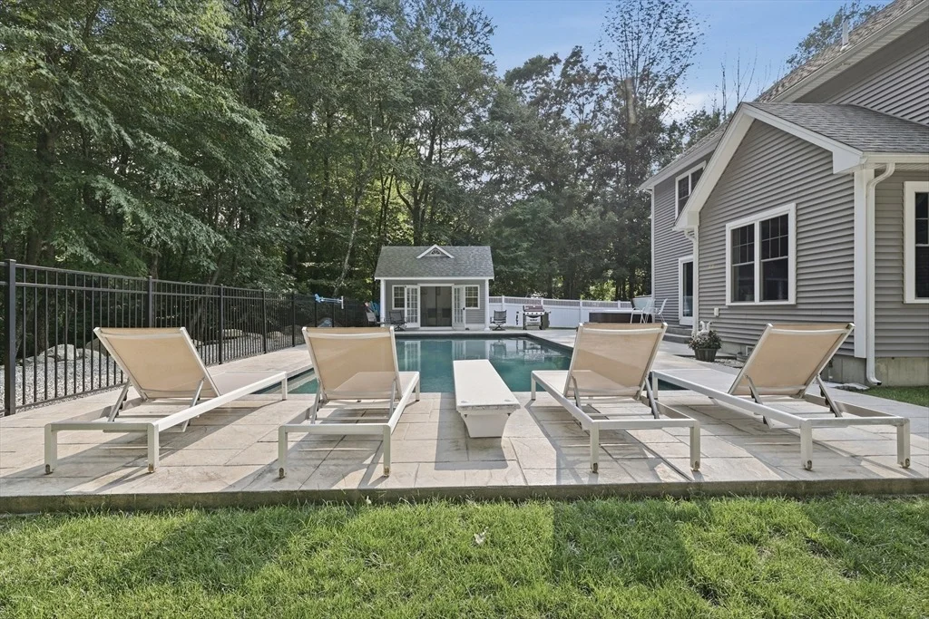 Photo of 21 Cranbrook Drive