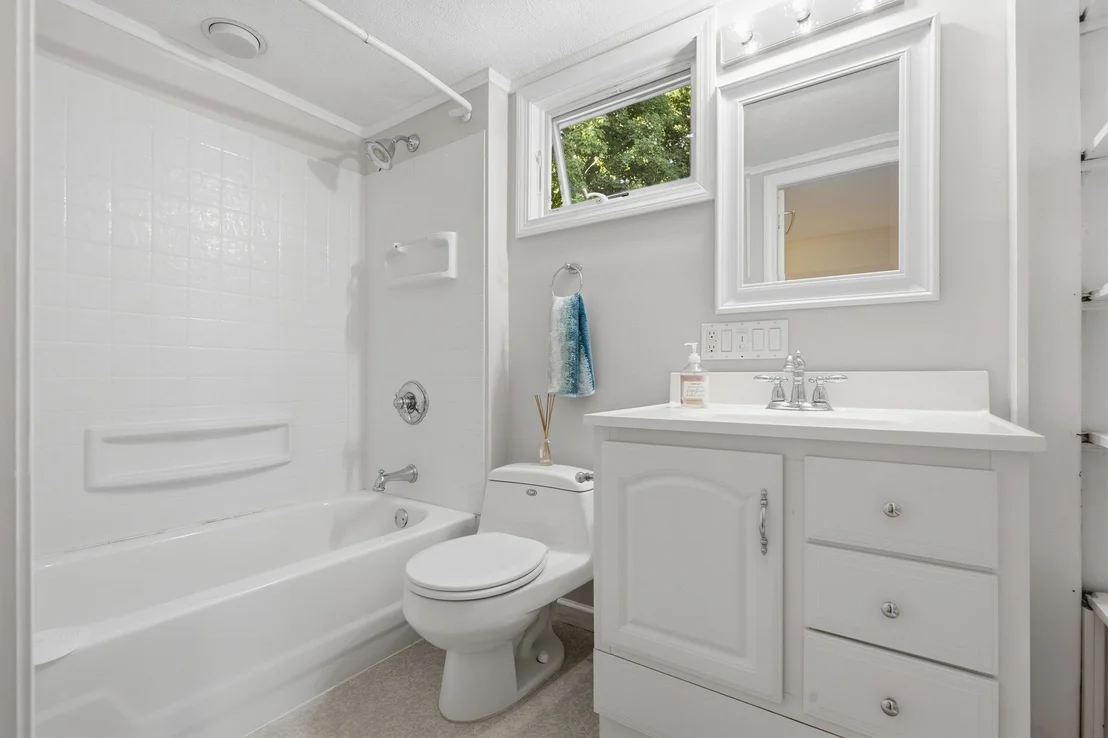 Photo of 330 Haven St