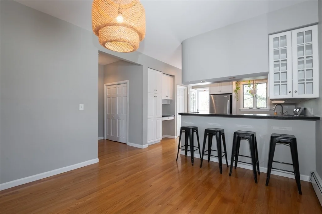 Photo of Unit 3 at 6-8 Devon Avenue