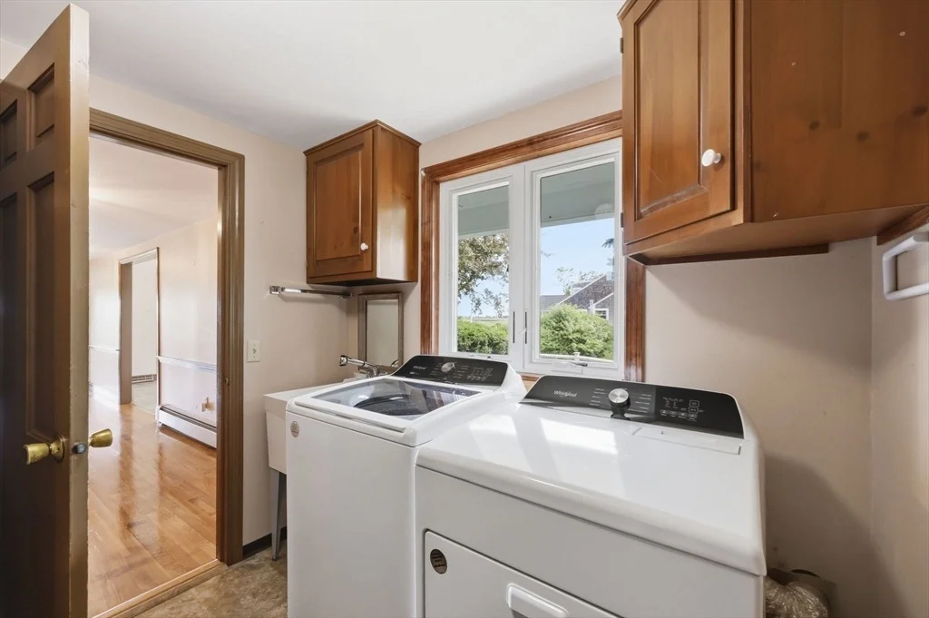Photo of 19 Shell Dr