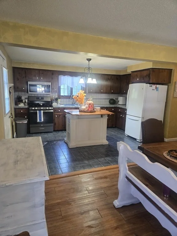 Photo of 6 Morningside Ave